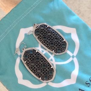 KENDRA SCOTT COLOR BAR EARRINGS 😎 RARE, NWT‼️